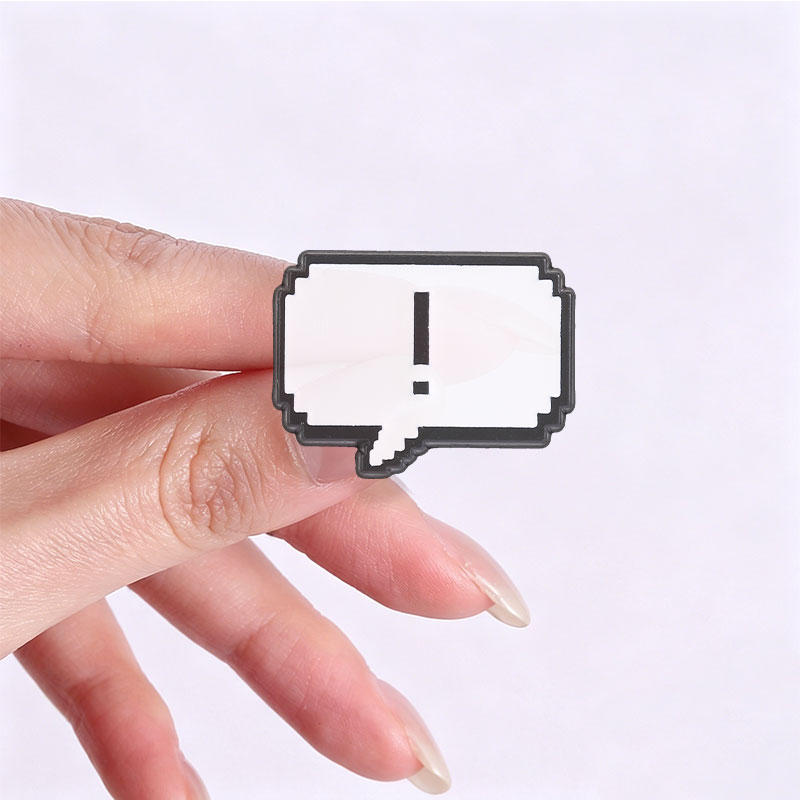 Retro Pixel Chat Bubble Enamel - Retro Gaming Meme ulasan dan harga